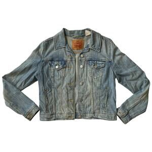 Levi's Women's Light Wash Denim Trucker Jacket Medium Classic Style Medium